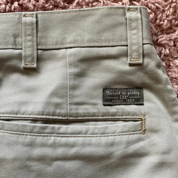 Lee Khaki Pants - Picture 3 of 3
